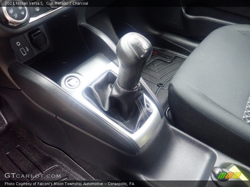 Gun Metallic / Charcoal 2021 Nissan Versa S