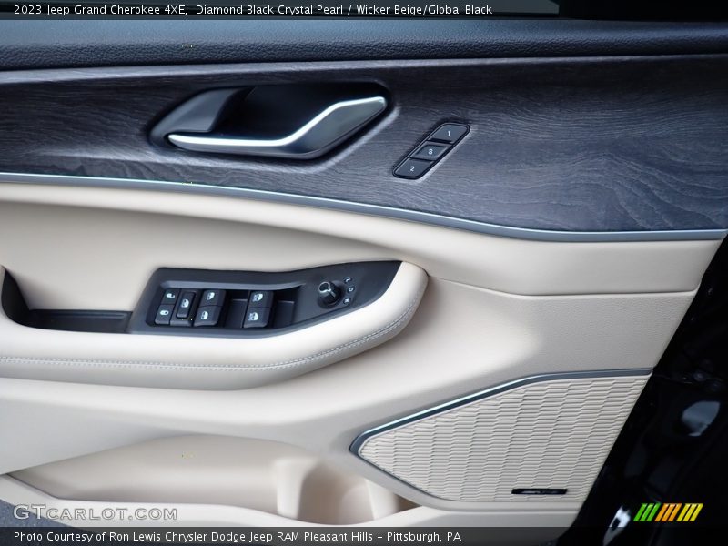 Door Panel of 2023 Grand Cherokee 4XE