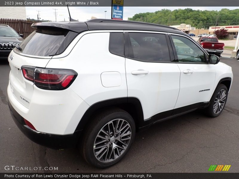 Bright White / Black 2023 Jeep Compass Limited 4x4