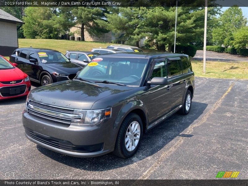 Magnetic / Dark Earth Gray/Light Earth Gray 2019 Ford Flex SE