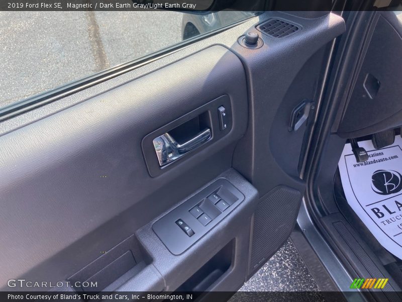 Magnetic / Dark Earth Gray/Light Earth Gray 2019 Ford Flex SE