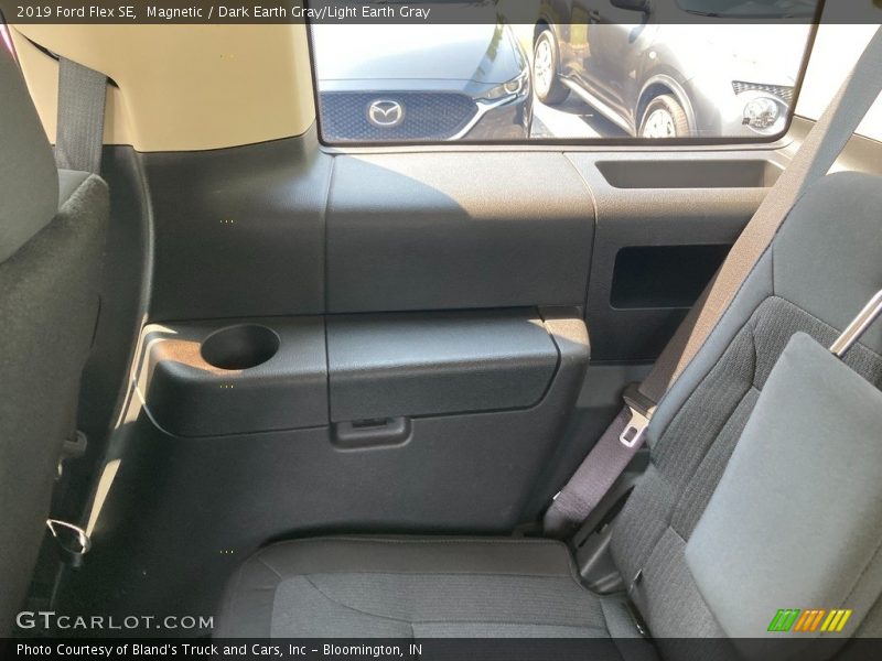 Magnetic / Dark Earth Gray/Light Earth Gray 2019 Ford Flex SE