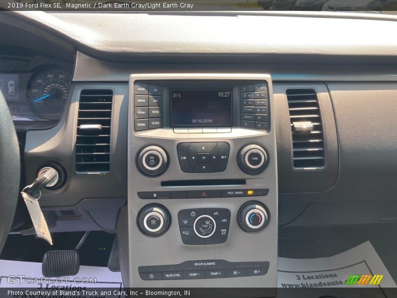 Magnetic / Dark Earth Gray/Light Earth Gray 2019 Ford Flex SE