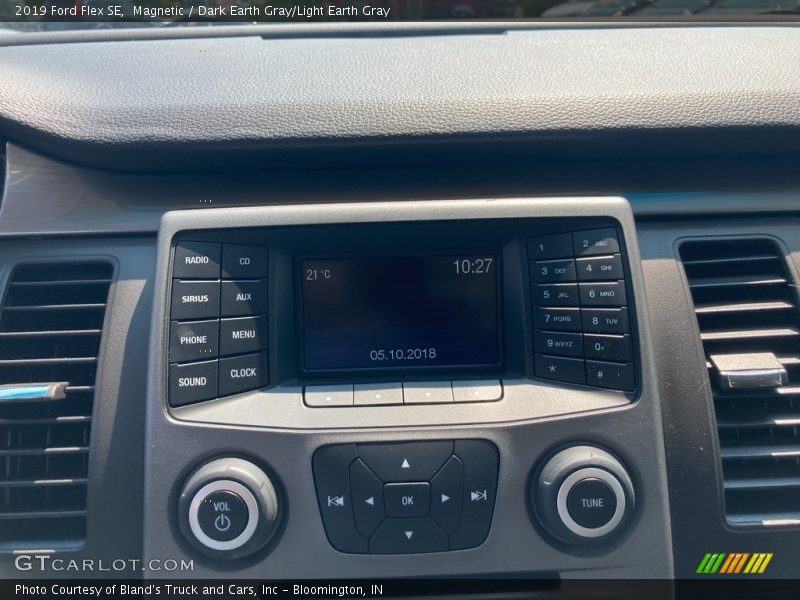 Magnetic / Dark Earth Gray/Light Earth Gray 2019 Ford Flex SE