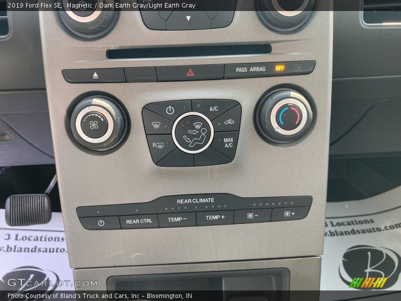 Magnetic / Dark Earth Gray/Light Earth Gray 2019 Ford Flex SE