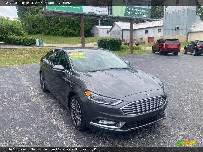 Magnetic / Ebony 2017 Ford Fusion SE AWD