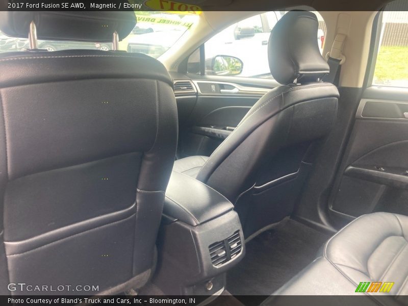 Magnetic / Ebony 2017 Ford Fusion SE AWD