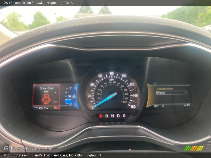 Magnetic / Ebony 2017 Ford Fusion SE AWD
