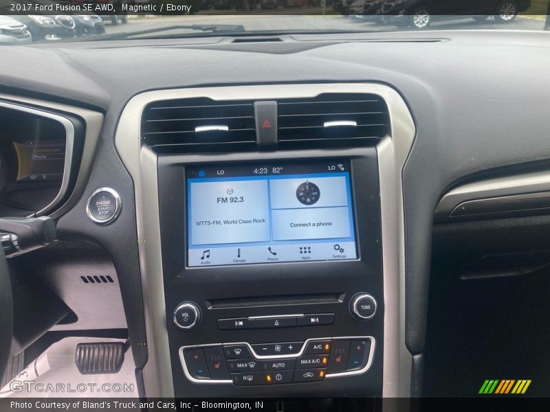 Magnetic / Ebony 2017 Ford Fusion SE AWD