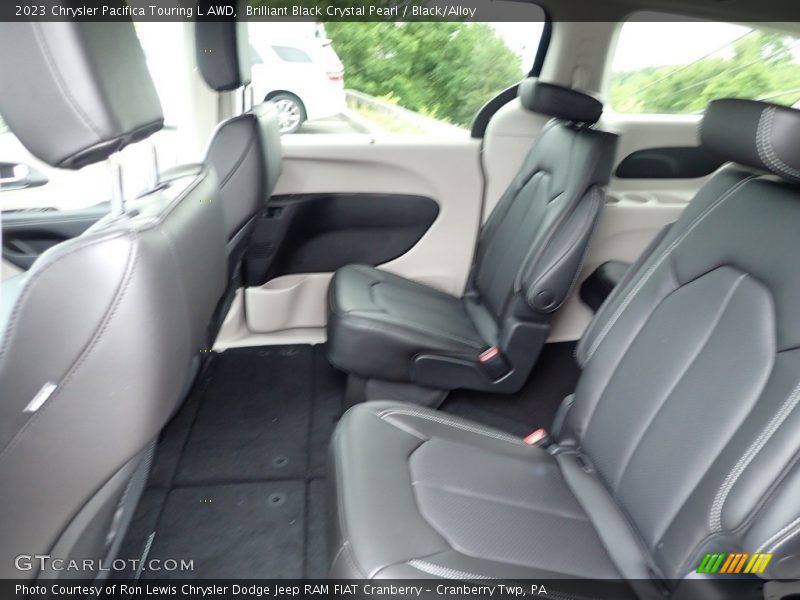 Brilliant Black Crystal Pearl / Black/Alloy 2023 Chrysler Pacifica Touring L AWD