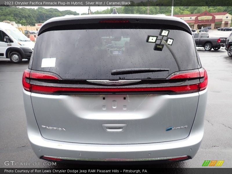 Silver Mist / Caramel/Black 2023 Chrysler Pacifica Pinnacle Plug-In Hybrid