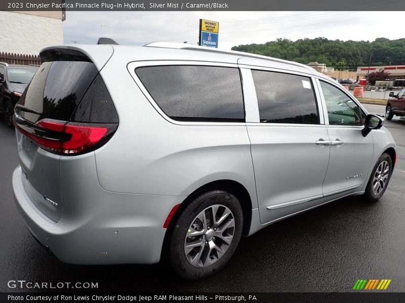 Silver Mist / Caramel/Black 2023 Chrysler Pacifica Pinnacle Plug-In Hybrid