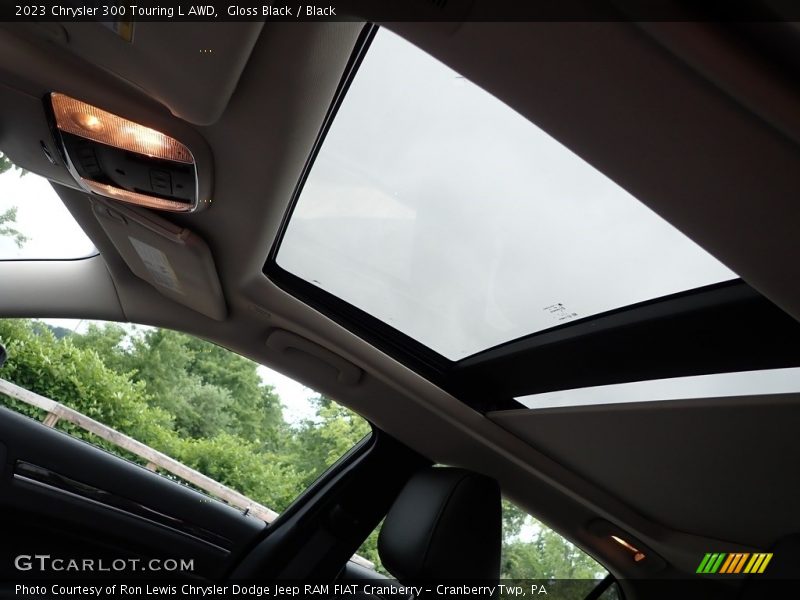 Gloss Black / Black 2023 Chrysler 300 Touring L AWD