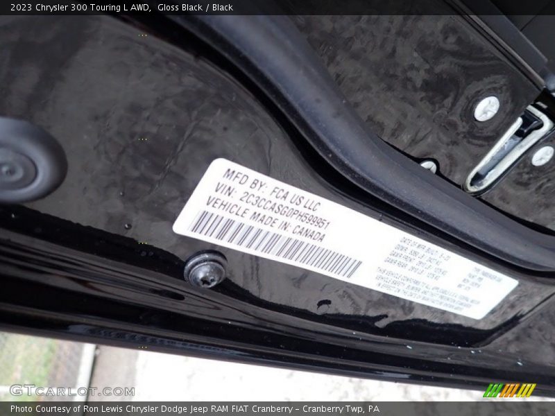 Gloss Black / Black 2023 Chrysler 300 Touring L AWD