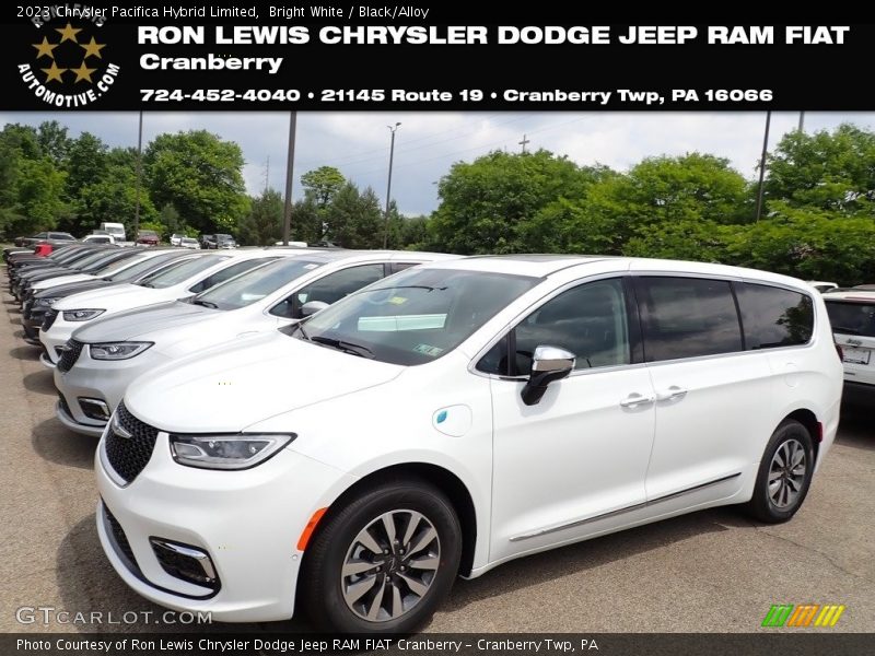 Bright White / Black/Alloy 2023 Chrysler Pacifica Hybrid Limited