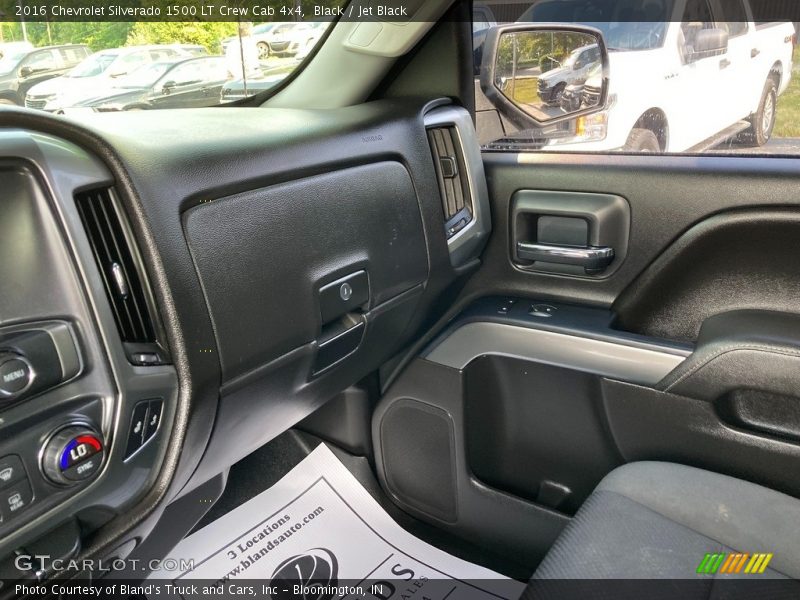 Black / Jet Black 2016 Chevrolet Silverado 1500 LT Crew Cab 4x4