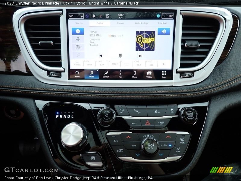 Controls of 2023 Pacifica Pinnacle Plug-In Hybrid