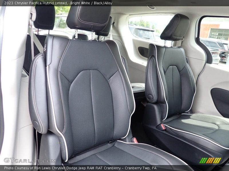 Bright White / Black/Alloy 2023 Chrysler Pacifica Hybrid Limited