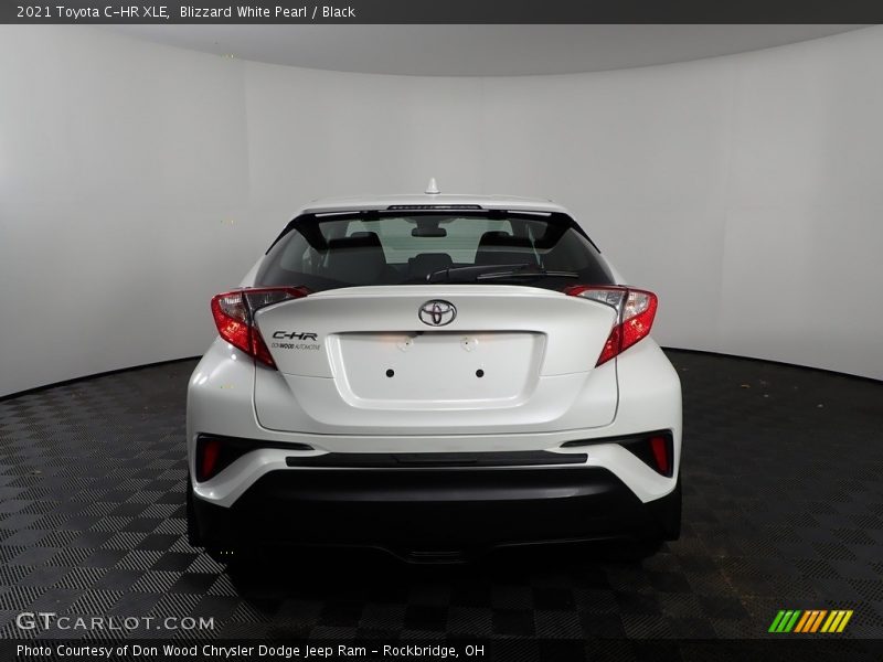 Blizzard White Pearl / Black 2021 Toyota C-HR XLE