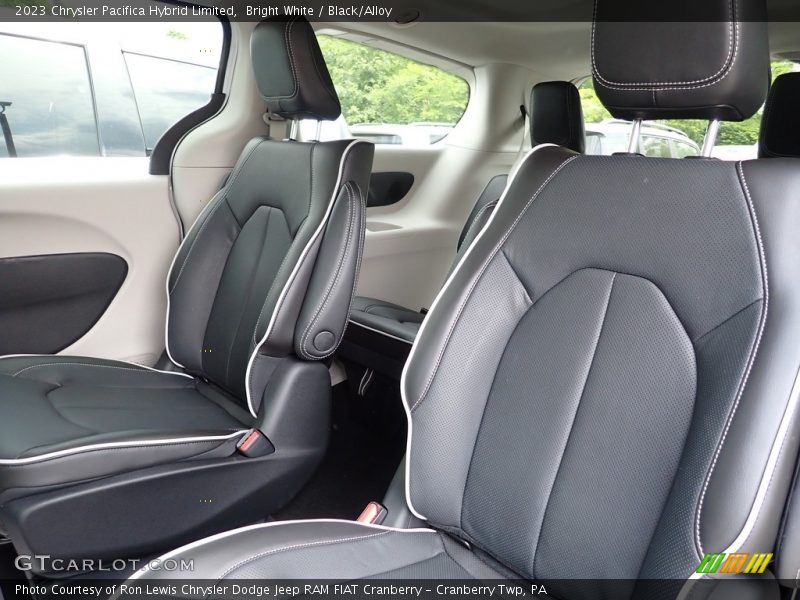 Bright White / Black/Alloy 2023 Chrysler Pacifica Hybrid Limited