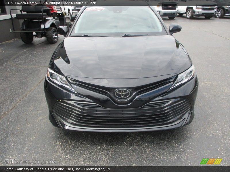 Midnight Black Metallic / Black 2019 Toyota Camry LE