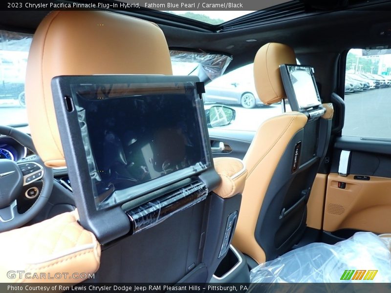 Fathom Blue Pearl / Caramel/Black 2023 Chrysler Pacifica Pinnacle Plug-In Hybrid