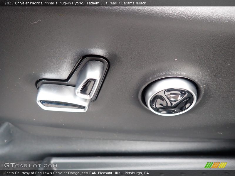 Fathom Blue Pearl / Caramel/Black 2023 Chrysler Pacifica Pinnacle Plug-In Hybrid