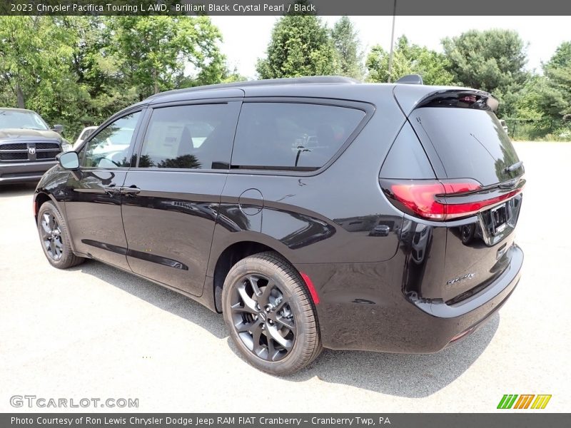 Brilliant Black Crystal Pearl / Black 2023 Chrysler Pacifica Touring L AWD