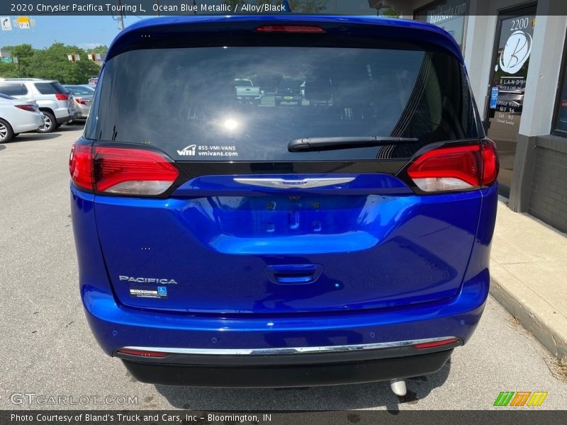 Ocean Blue Metallic / Alloy/Black 2020 Chrysler Pacifica Touring L