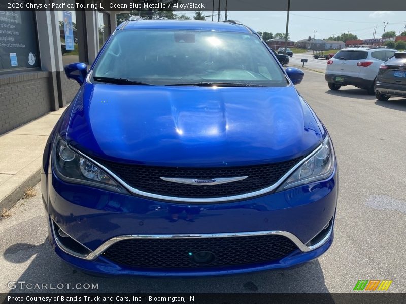 Ocean Blue Metallic / Alloy/Black 2020 Chrysler Pacifica Touring L