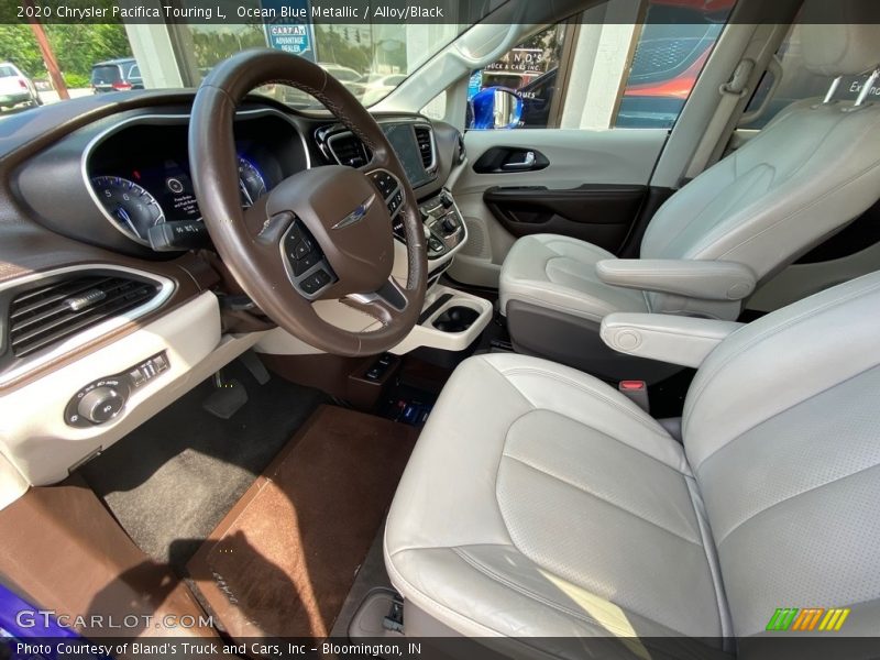 Ocean Blue Metallic / Alloy/Black 2020 Chrysler Pacifica Touring L