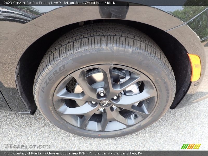 Brilliant Black Crystal Pearl / Black 2023 Chrysler Pacifica Touring L AWD