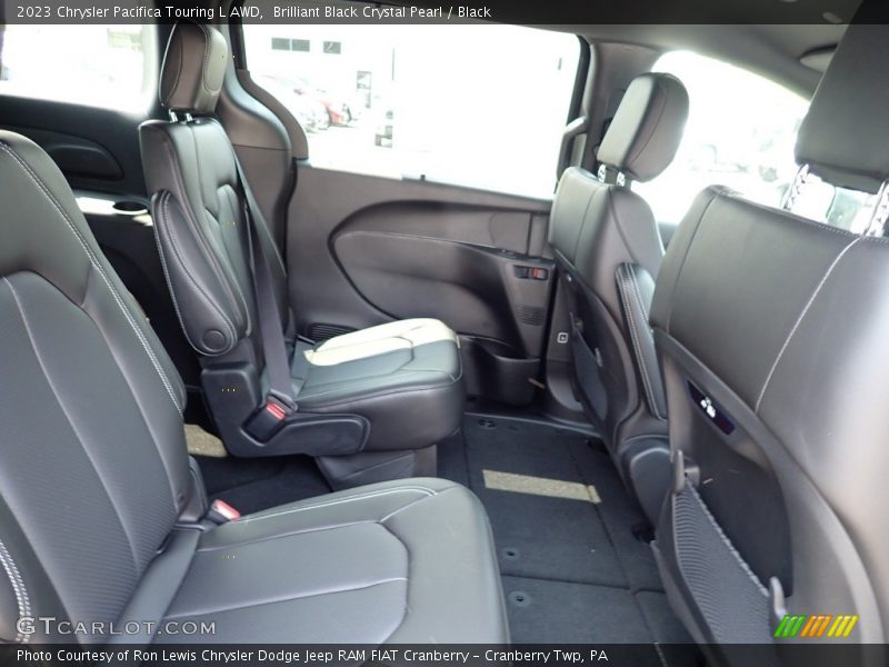 Brilliant Black Crystal Pearl / Black 2023 Chrysler Pacifica Touring L AWD
