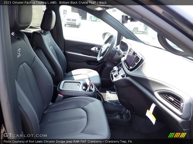 Brilliant Black Crystal Pearl / Black 2023 Chrysler Pacifica Touring L AWD