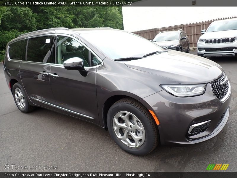 Granite Crystal Metallic / Black/Alloy 2023 Chrysler Pacifica Limited AWD
