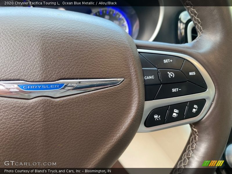 Ocean Blue Metallic / Alloy/Black 2020 Chrysler Pacifica Touring L