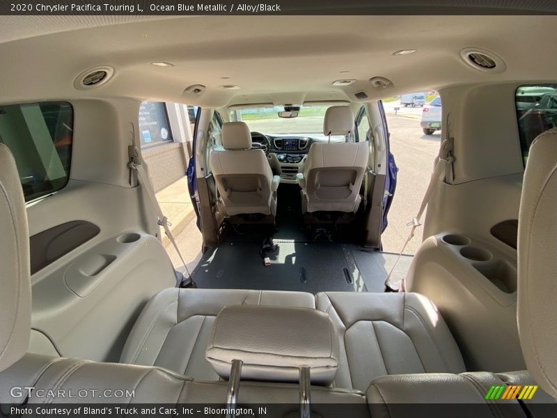 Ocean Blue Metallic / Alloy/Black 2020 Chrysler Pacifica Touring L