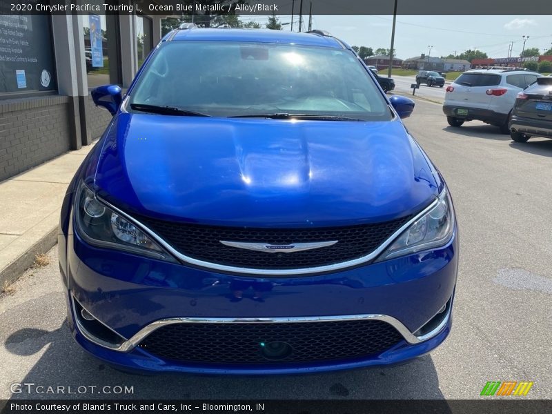 Ocean Blue Metallic / Alloy/Black 2020 Chrysler Pacifica Touring L