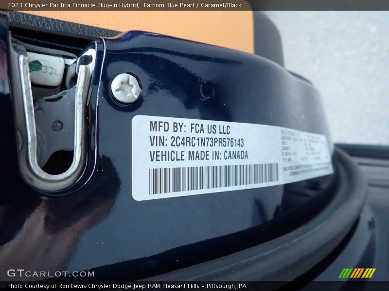 Fathom Blue Pearl / Caramel/Black 2023 Chrysler Pacifica Pinnacle Plug-In Hybrid