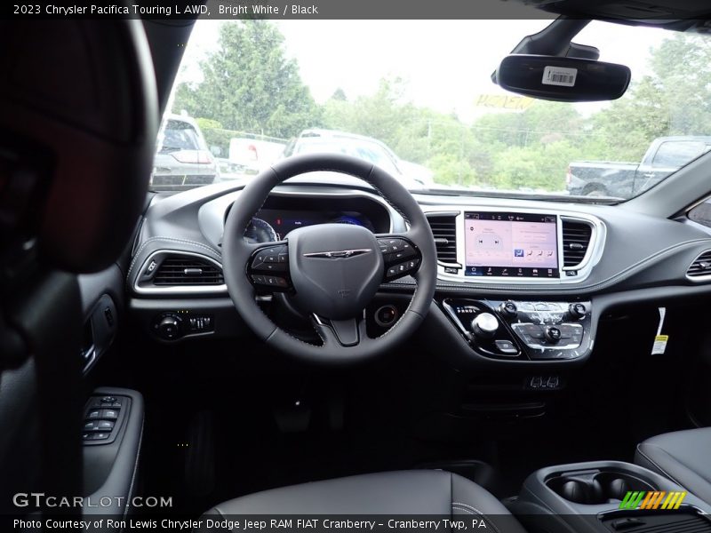 Bright White / Black 2023 Chrysler Pacifica Touring L AWD