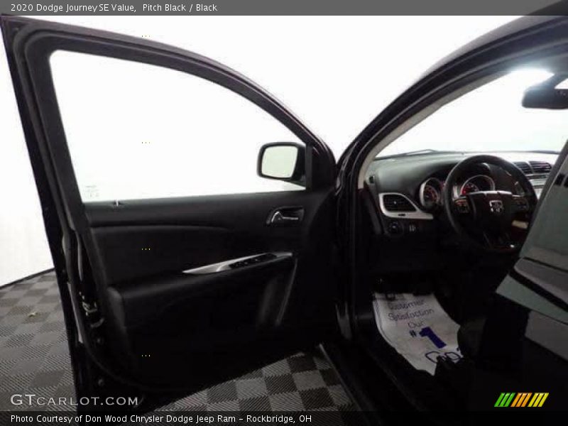 Pitch Black / Black 2020 Dodge Journey SE Value