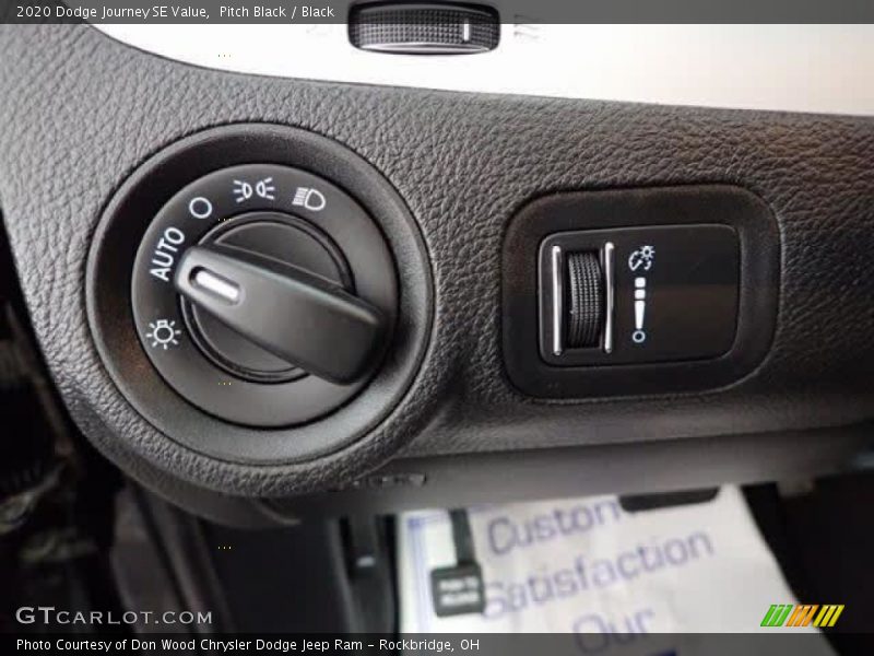 Pitch Black / Black 2020 Dodge Journey SE Value