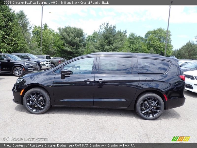 Brilliant Black Crystal Pearl / Black 2023 Chrysler Pacifica Touring L AWD