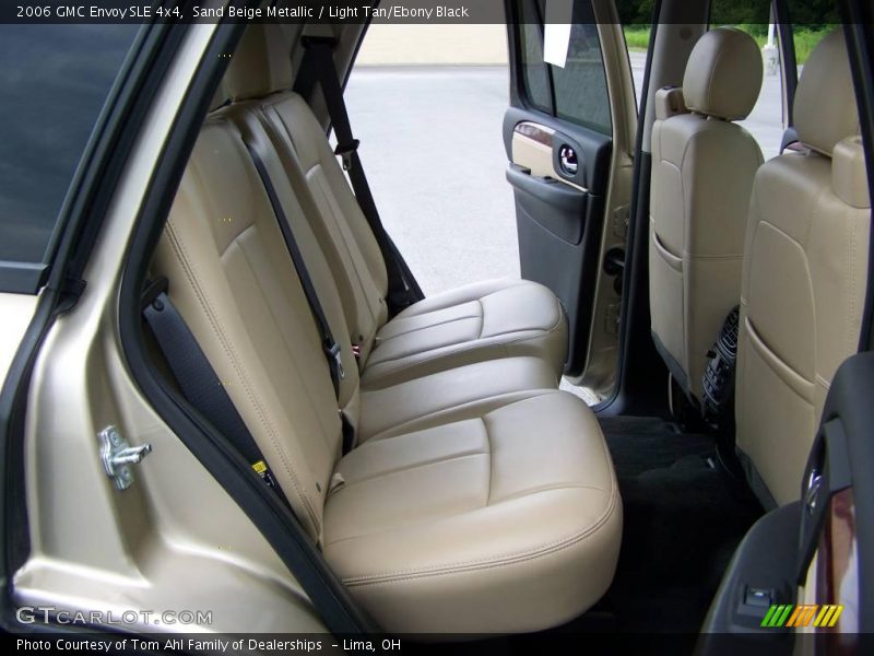 Sand Beige Metallic / Light Tan/Ebony Black 2006 GMC Envoy SLE 4x4