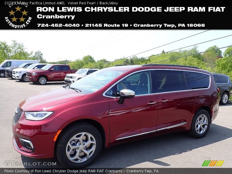 Velvet Red Pearl / Black/Alloy 2023 Chrysler Pacifica Limited AWD