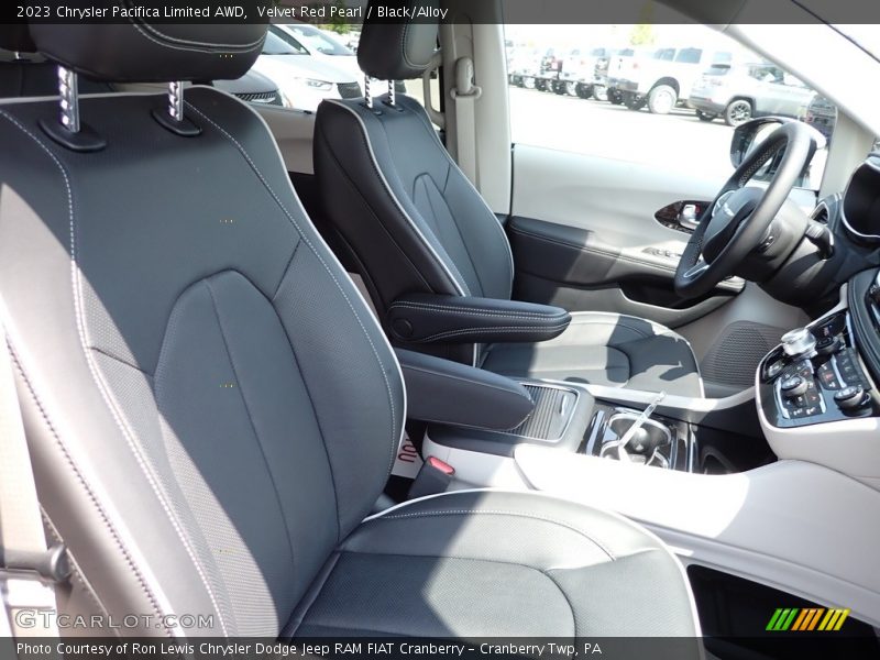 Velvet Red Pearl / Black/Alloy 2023 Chrysler Pacifica Limited AWD