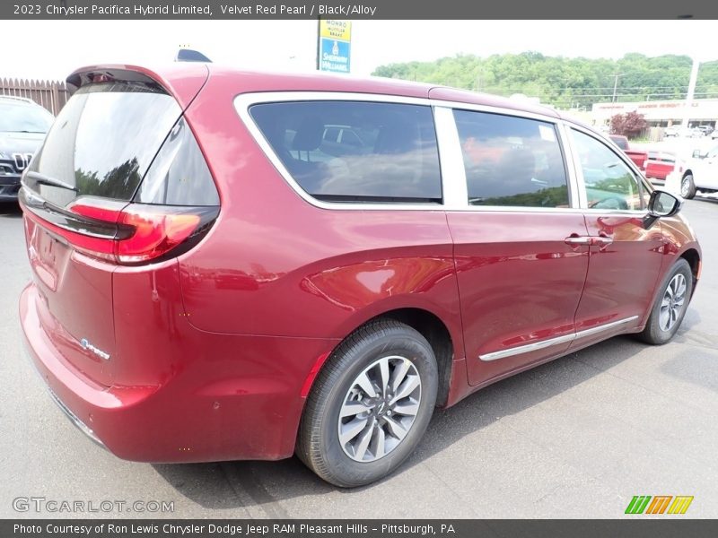 Velvet Red Pearl / Black/Alloy 2023 Chrysler Pacifica Hybrid Limited