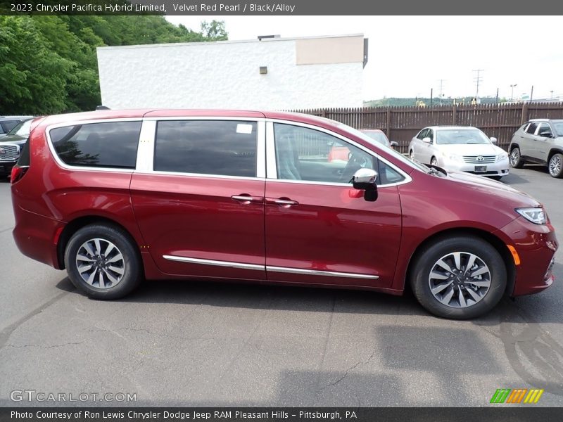  2023 Pacifica Hybrid Limited Velvet Red Pearl