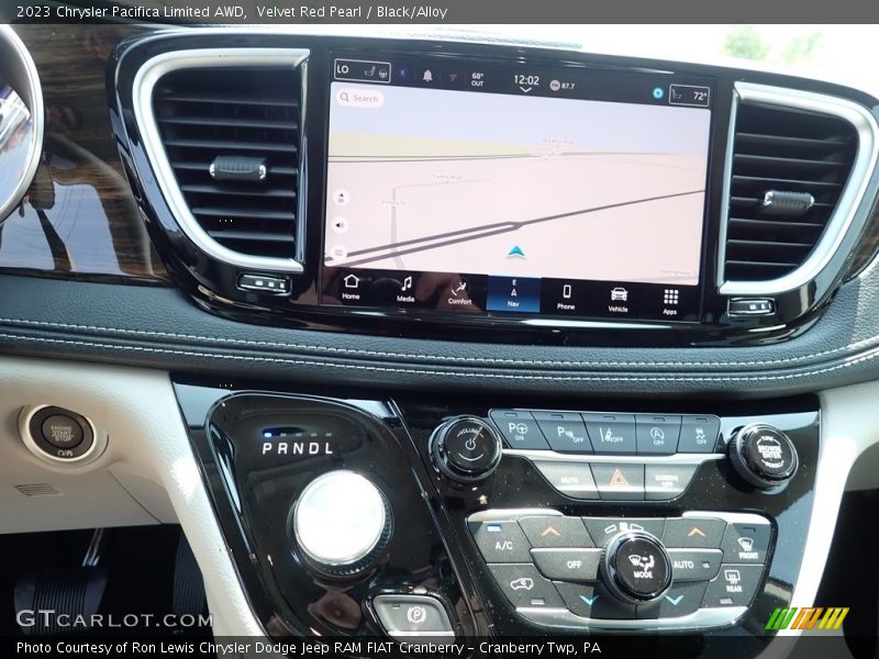 Velvet Red Pearl / Black/Alloy 2023 Chrysler Pacifica Limited AWD