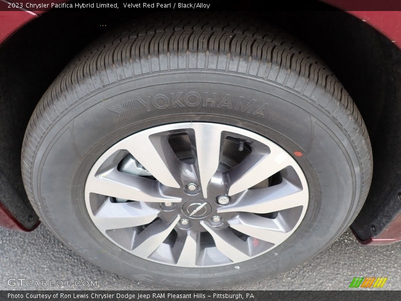  2023 Pacifica Hybrid Limited Wheel